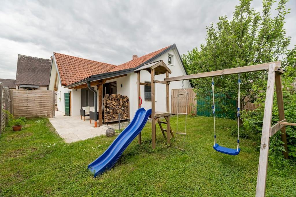 Idyllic Holiday Home - Relaxation Place Leibnitz Exterior photo